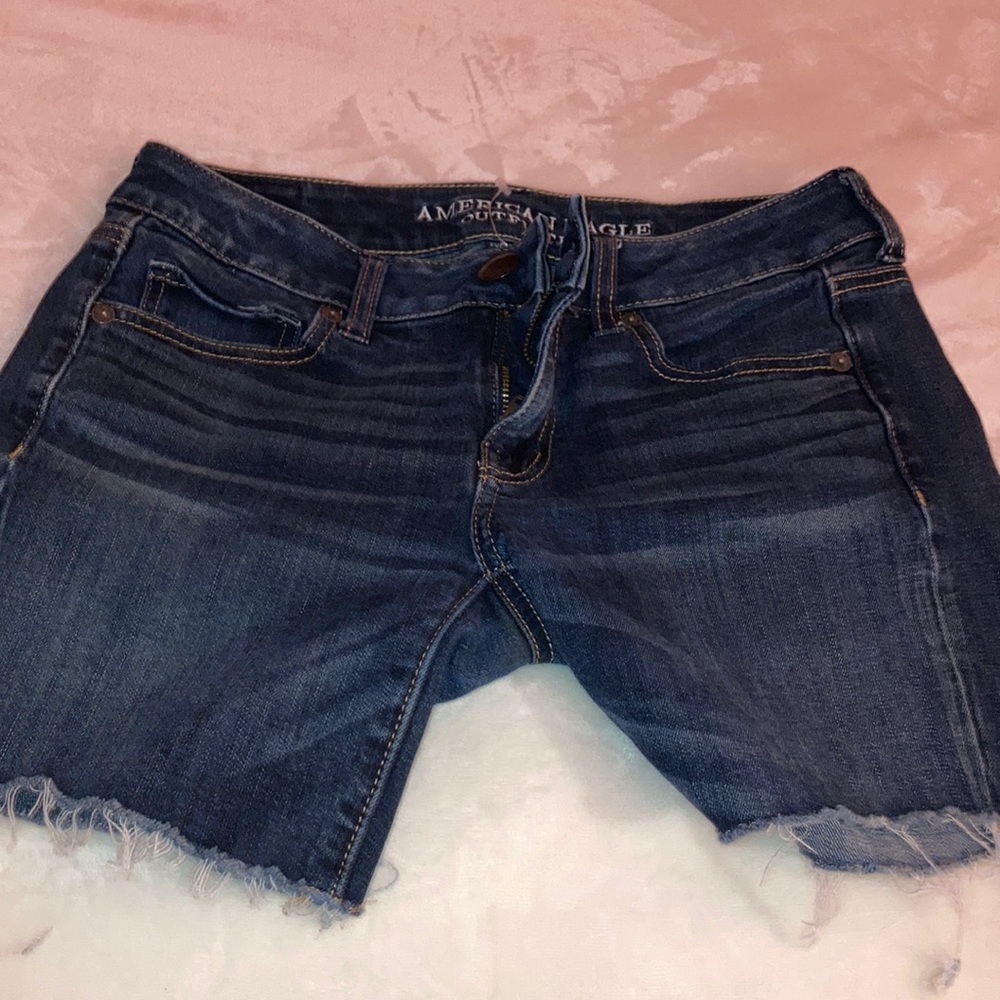 dark blue denim jean shorts (american eagle)